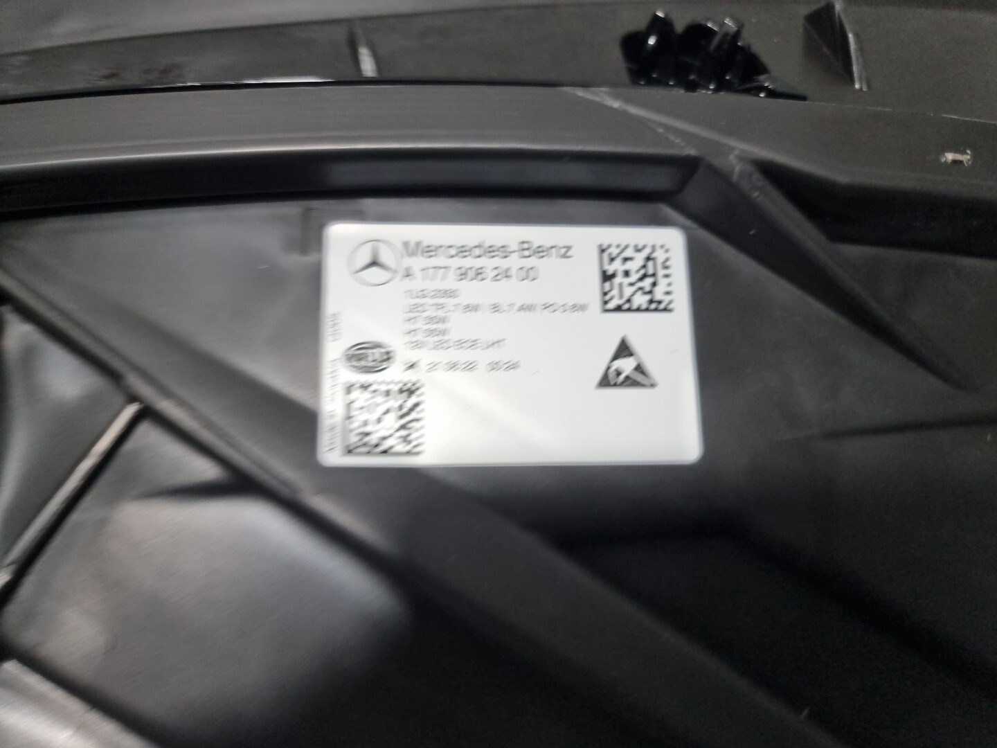 MERCEDES a Class W177 Drivers Side Headlight DRL LED A1779062400 