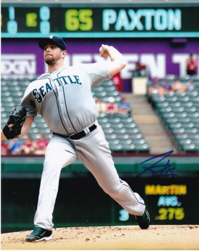 JAMES PAXTON  SEATTLE MARINERS   ACTION SIGNED 8x10 - Picture 1 of 1