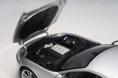 2006 JAGUAR XK COUPE LIQUID SILVER by AUTOart 1:18 #73631