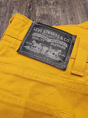 VINTAGE Levi's 70's Super Skinny 510 Straight Leg Yellow Jeans Size 28 x 32 - Picture 7 of 10