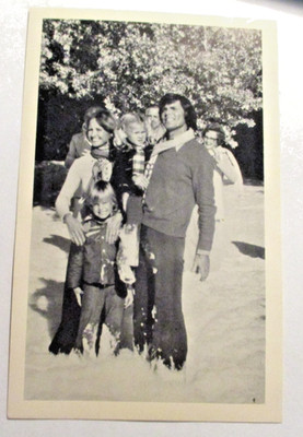 Singer JOHN DAVIDSON With Family in Outdoor Photo Picture