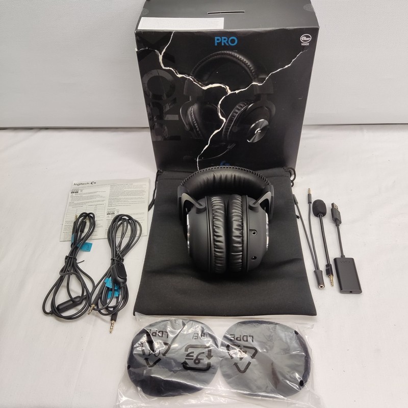 LOGITECH PRO-G 50mm WIRED GAMING HEADSET OVER THE EAR HEADPHONES BLUE VOICE