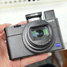 Sony Cyber-Shot DSC-RX100 VI 20.1MP Compact Digital Camera RX100M6 - 92% New