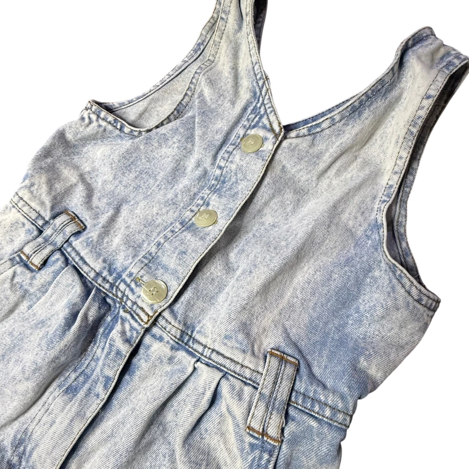 Mono corto de mezclilla lavado ácido vintage para niños talla 8 Foto 4 de 4