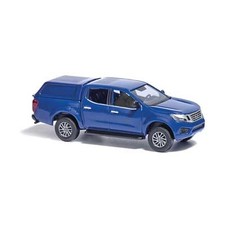 Camioneta pickup Busch 53705 escala HO 2015 Nissan Navara/Frontier doble cabina con tapa