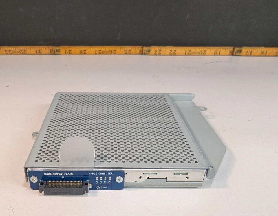 Apple iMac G5 DVD-R/CD-RW Super 825CA with bracket 678-0489BF Model UJ-825-C - Image 3 of 3