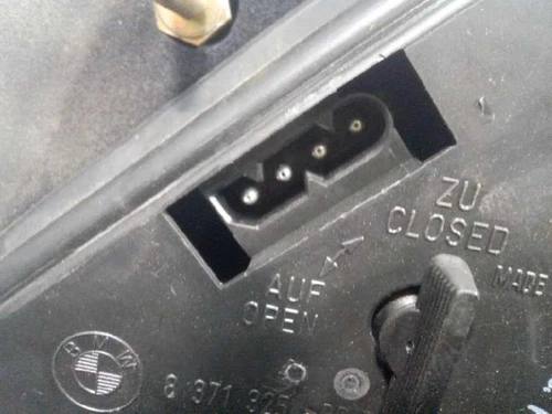 8361673 Piloto Trasero Izquierdo Interior para BMW SERIE 5 TOURING (E39) 141307 - Imagen 3 de 3