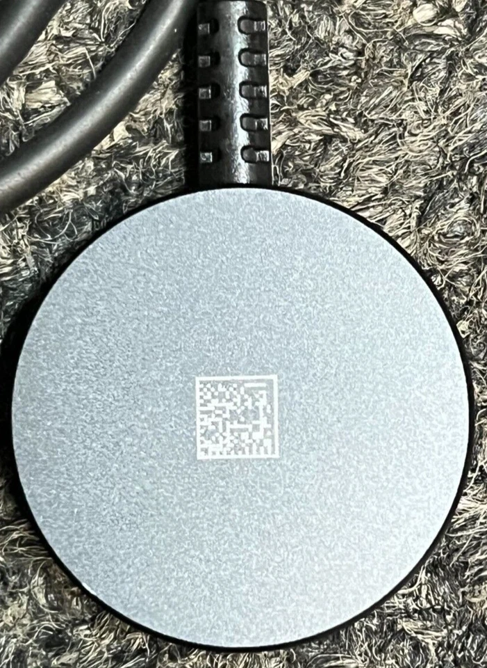 Original Samsung Galaxy Watch Fast Wireless Charger (USB-C) - Black (EP-OR900) - Image 4 of 4