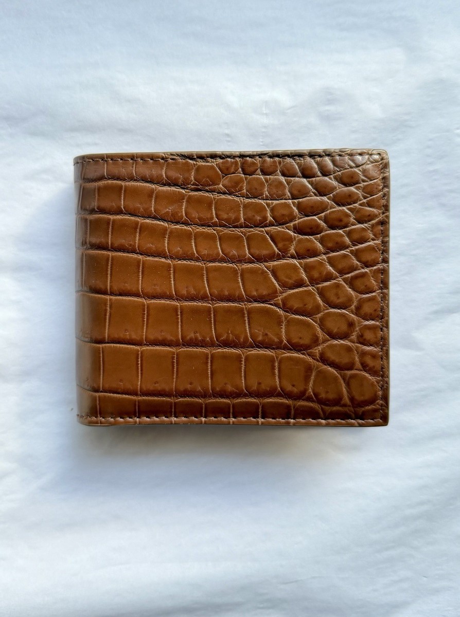 NWT BOTTEGA VENETA Men's classic soft crocodile bifold wallet
