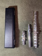 Flute - Trevor James London TJ10ix. Superb condition in hard and soft case