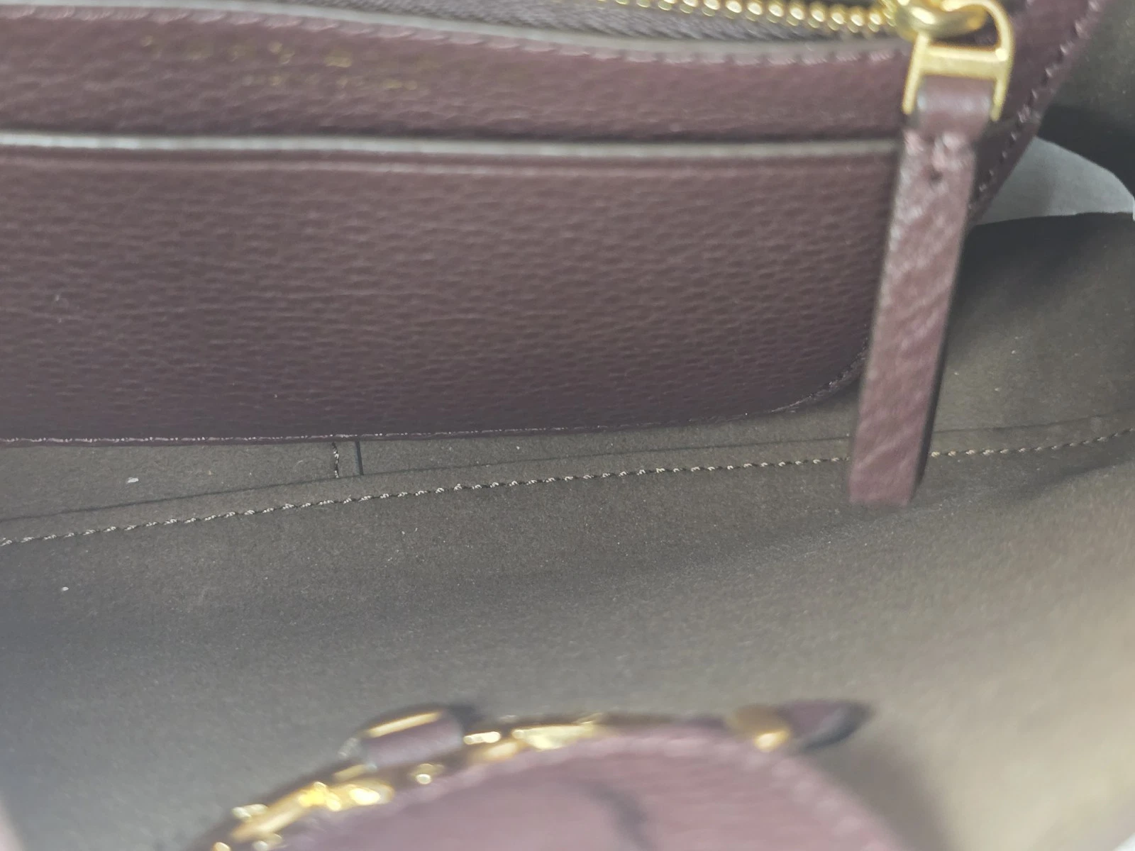 Borsa hobo piccola convertibile Tory Burch Tempranillo Miller $478