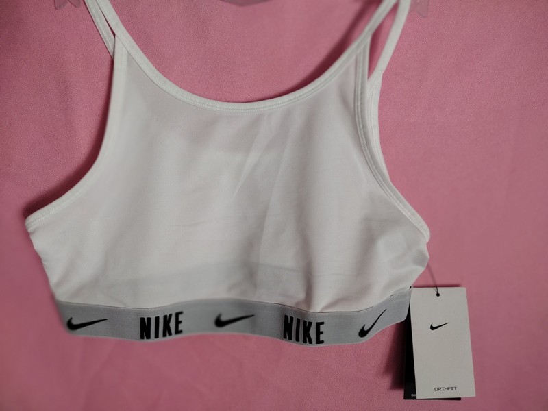 Nike Girls Trophy Sports Bra Size Youth XL Black/White  Dri-FIT Training NEW WIT