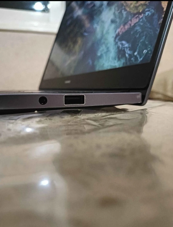 Huawei MateBook D 14" (AMD Ryzen 5, 8GB RAM, 512GB SSD) Notebook - Space Grey... - Immagine 4 di 4