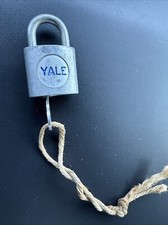 VINTAGE LARGE YALE ~ LOCK AND KEY ~ MADE IN USA