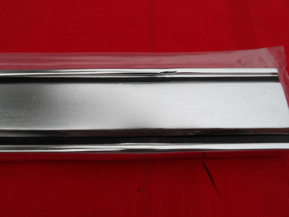 МОЛДИНГ ЗАДНЕЙ ПАНЕЛИ FORD 1969 TORINO GT & COBRA БЫСТРЫЙ АНОДИРОВАННЫЙ КАК НОВЫЙ ИЗ СТАРЫХ ЗАПАСОВ - Изображение 4 из 4