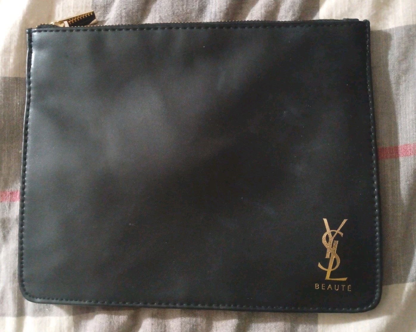 Pochette pochette YSL Yves Saint Laurent autentica nera Beaute