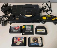 Sega Mega Drive Console Bundle 1x Controller, 5x Games READ AD