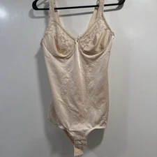 MAIDENFORM FLEXEES 6856 FIRM CONTROL Beige Underwire BODY SHAPER  SZ 36B