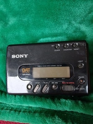 SONY TCD-D8 ポータブルDATレコーダー 再生確認済み Sony TCD-D8 Portable DAT Recorder for sale online | eBay
