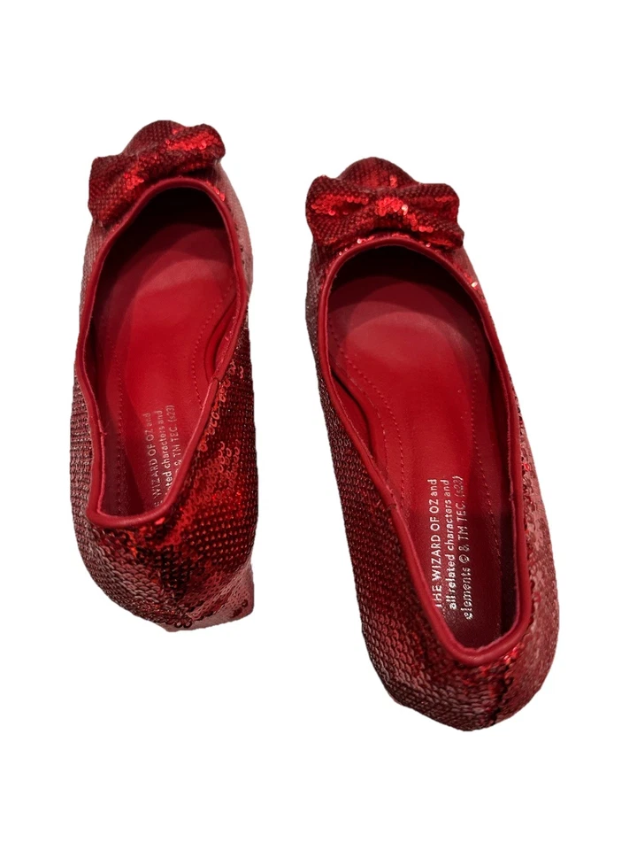 Wizard Of Oz Dorothy Ruby Red Sequin Shoes ‘Slippers’ With Bow Size 7.  2” Heel. - Image 2 of 4