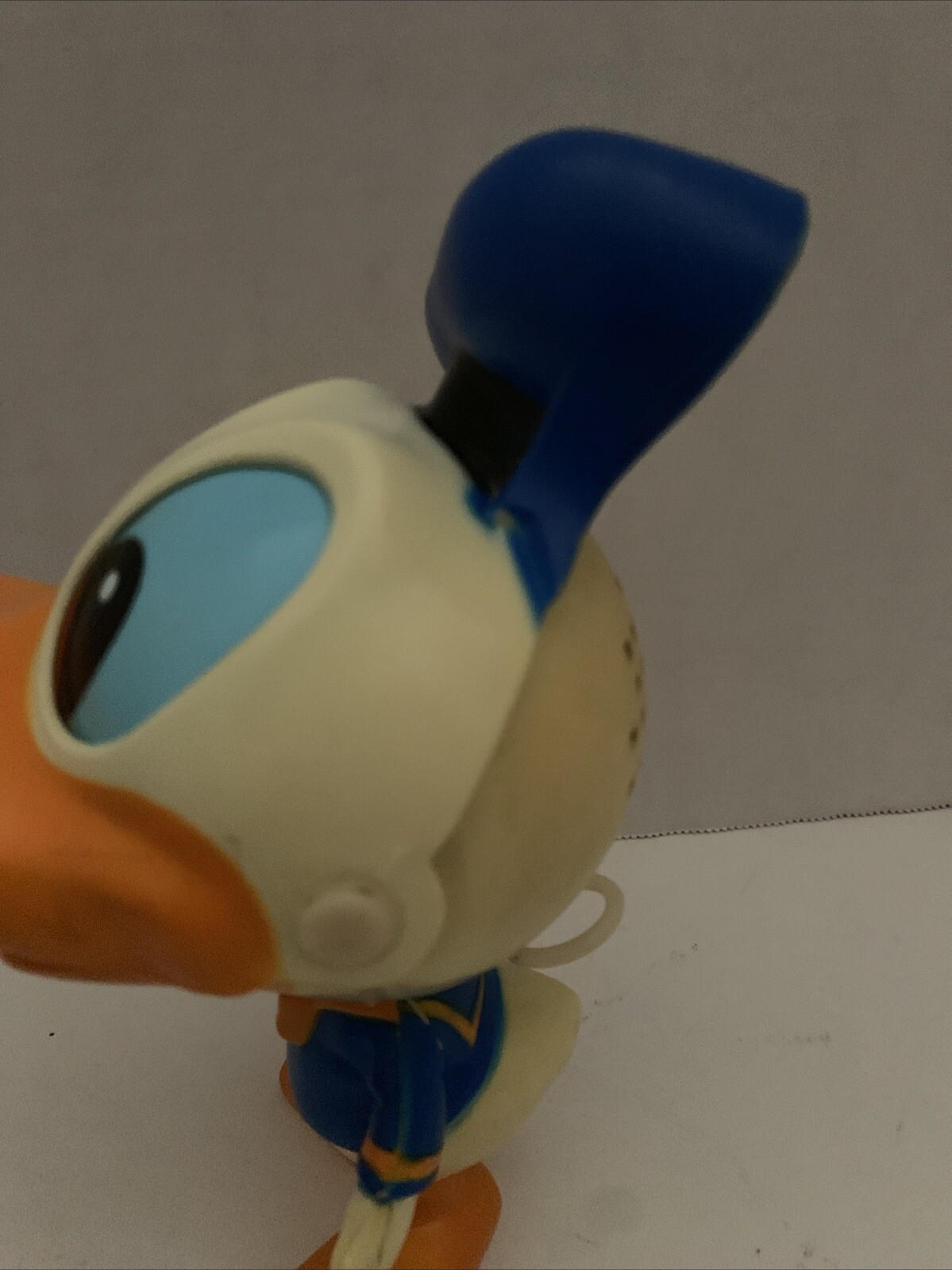 VINTAGE 60s 70s CHATTER CHUMS Donald Duck Pullstring Toy  WORKS RARE!