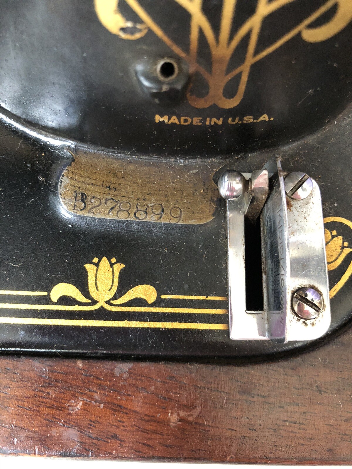 Antique Wards Damascus Sewing Machine R40 1920's No Pedal Or Power