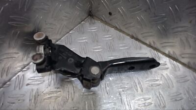 VW 2K/ 2KN Scharnier unten (schiebetür) Links 2K0843335A