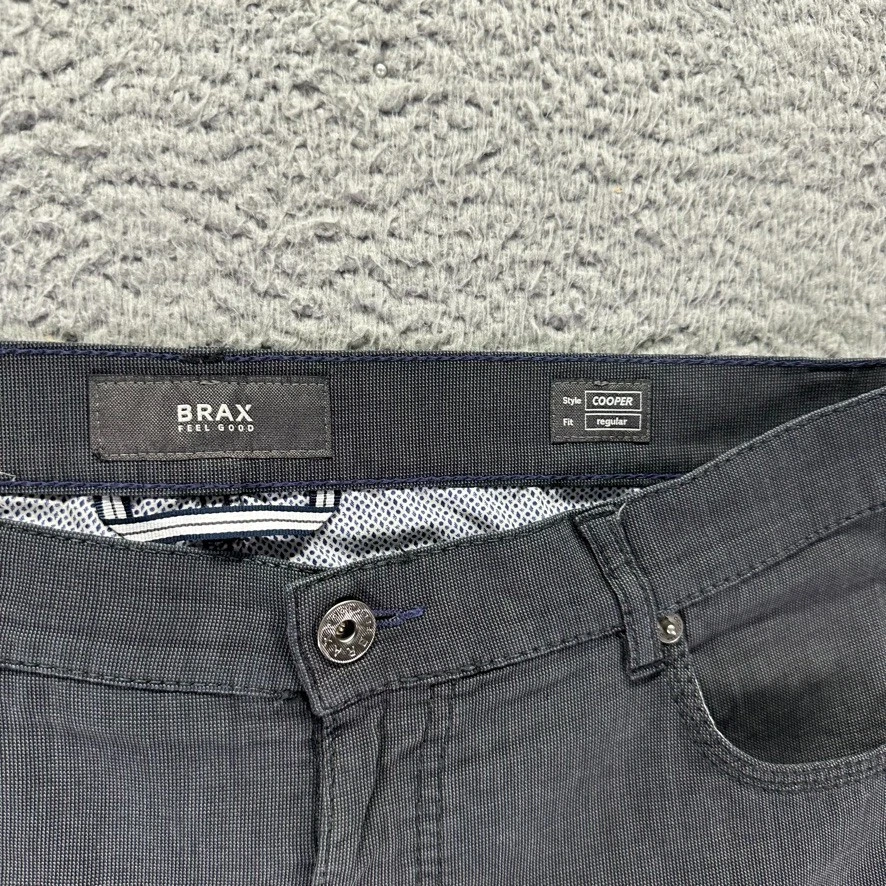 Pantalones chinos Brax para hombre 34x30 negros Cooper regulares rectos de algodón elástico Foto 3 de 4