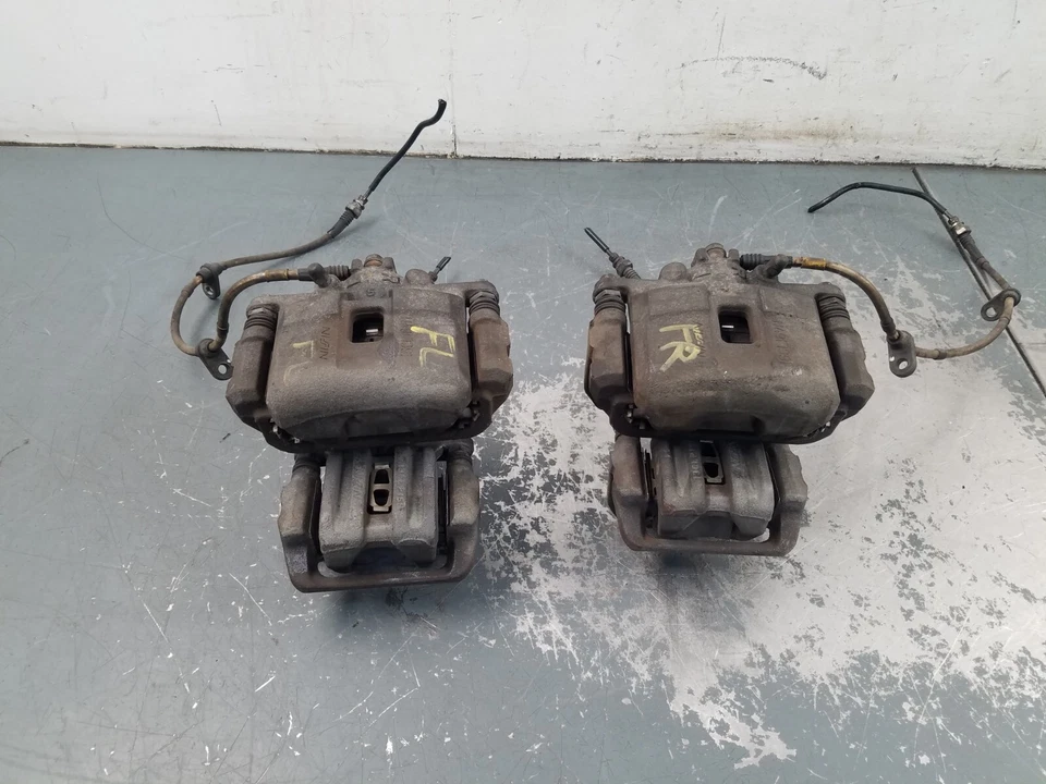 Conjunto de pinça de freio 2002 Honda S2000 AP1 #6442 K5 - Imagem 2 de 4