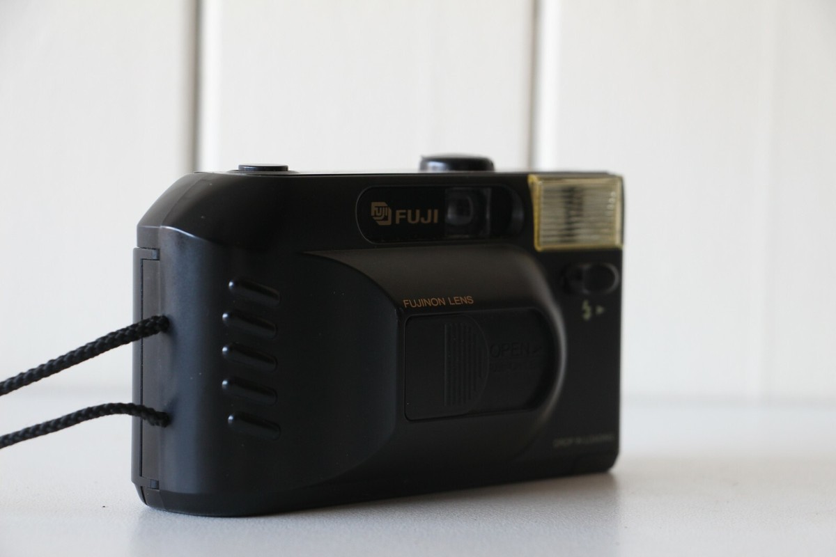 FUJI DL-7 - 35mm FIlm Camera - DROP IN LOADING - ***** Great