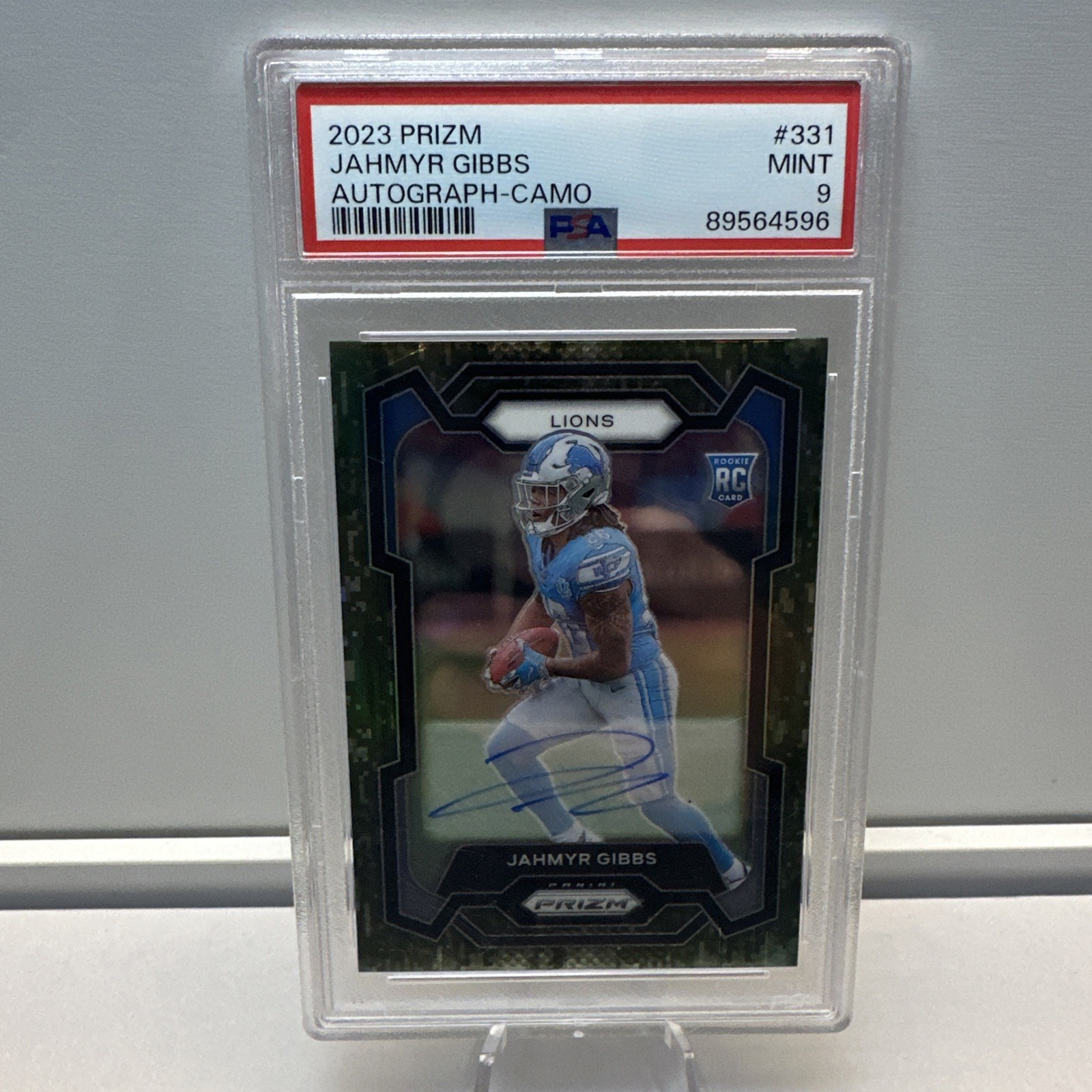 2023 PRIZM JAHMYR GIBBS #331 CAMO AUTOGRAPH RC 16/25 PSA MINT 9