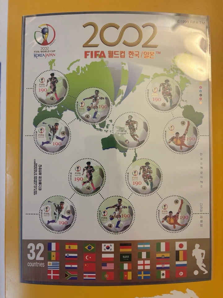 Estampillas de 11 países de la Copa Mundial de la FIFA 2002 con juego de postales Foto 2 de 4