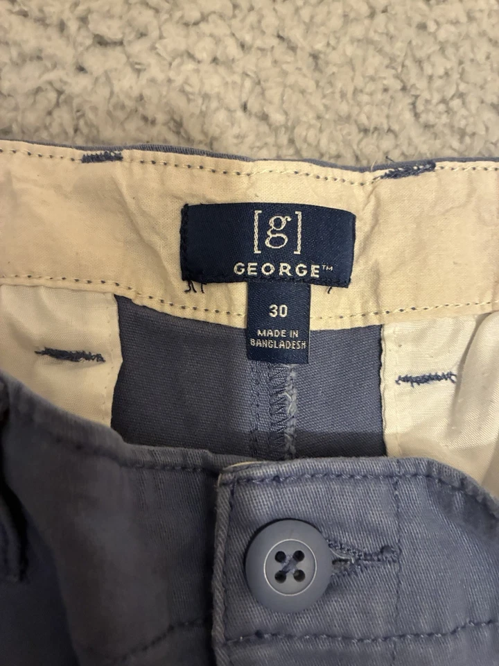 Pantalón corto de vestir chino azul George para hombre frente plano talla 30 (30x8) Foto 3 de 4