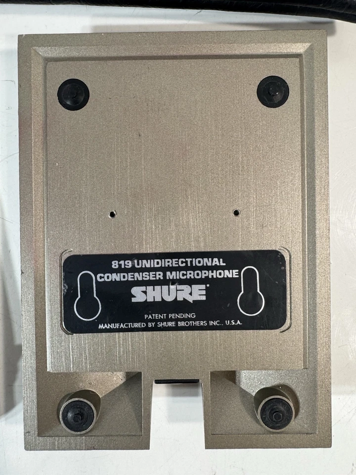 Shure 819 Unidirectional Surface MountCondenser Microphone, Preamplifier & Bag - Image 4 of 4