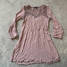 American Eagle Women’s size XS/S Dusty Rose Crochet Long Sleeve Mini Dress