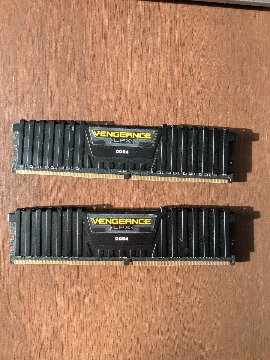 Corsair PC4-17000 (DDR4-2133) Bus Speed DDR4 SDRAM Memory (RAM
