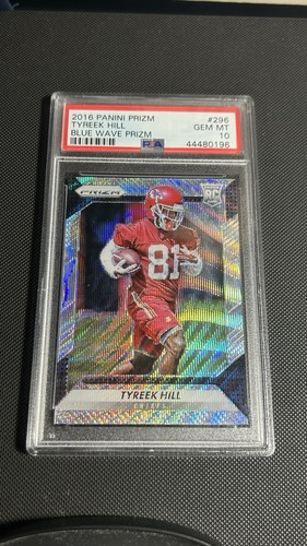 Tyreek Hill [Blue Wave Prizm] #296 2016 Panini Prizm card