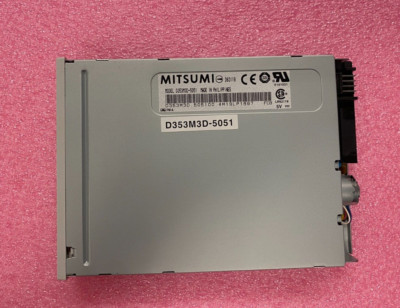 Floppy Disk Drive 3.5'' 1.44MB Beige D353M3D-5051 VINTAGE but NEW FDD