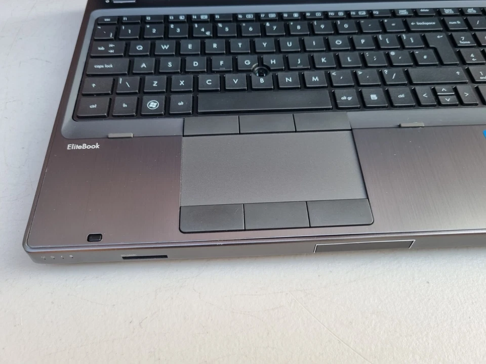 SuperFast Powerful HP EliteBook 8560w 12 GB RAM, 1TB SSD, 15.6” inch Full HD - Image 3 of 4