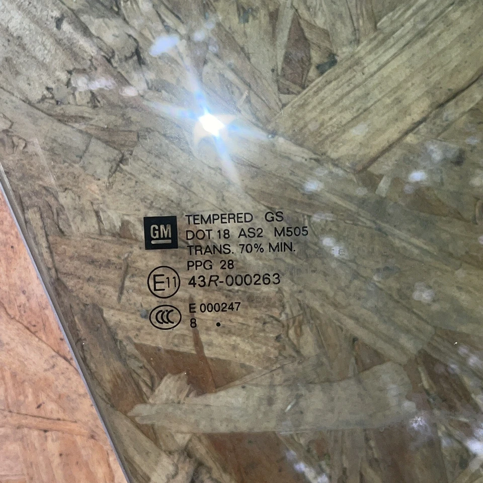 08-13 凯迪拉克 CTS SEDAN 乘客右前门窗玻璃原始设备制造商 — 第 2/3 张图片