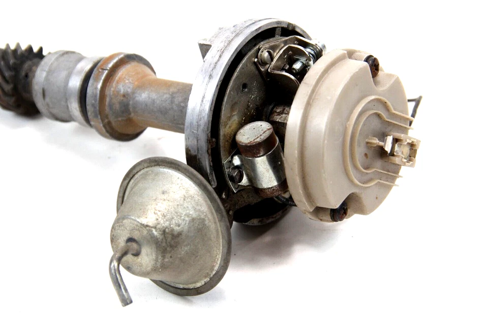 Conjunto de distribuidor OEM Oldsmobile 350 1112079 1971 - código de fecha 1 de septiembre de 1970 Foto 4 de 4