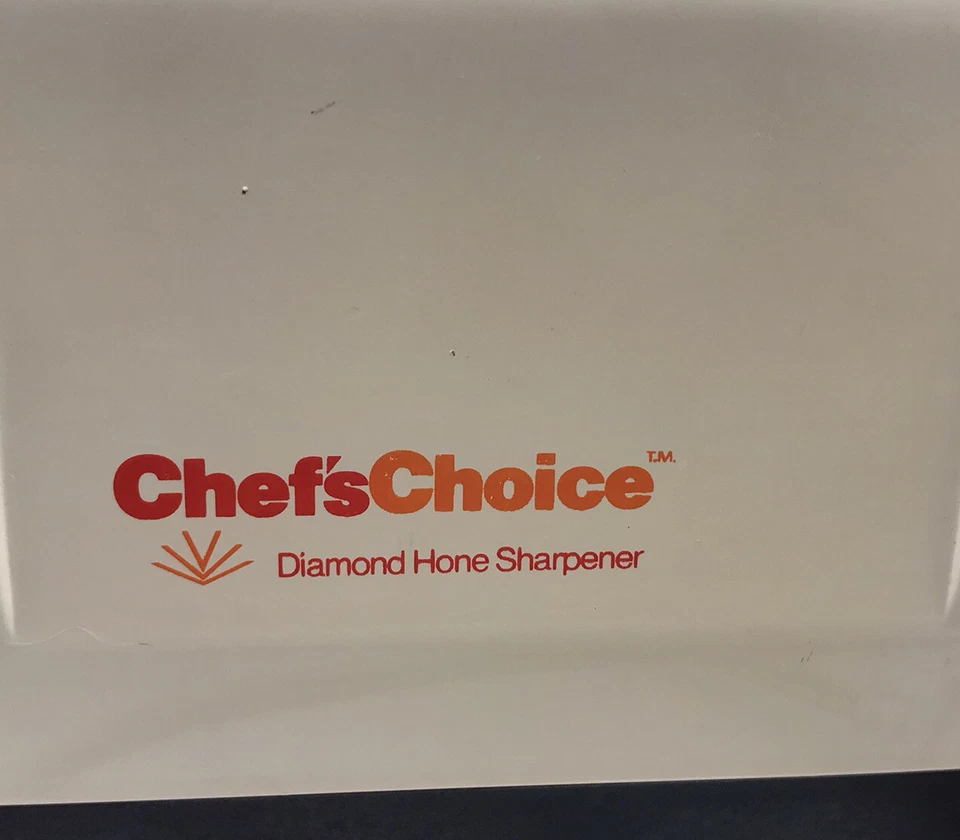 Chefs Choice Diamond Hone Professional Knife Sharpener Model 100 Razor Edge - Image 4 of 4