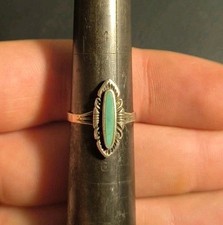 Size 5 Sterling Silver 1.7 Grams Southwest Native Turquoise Ring
