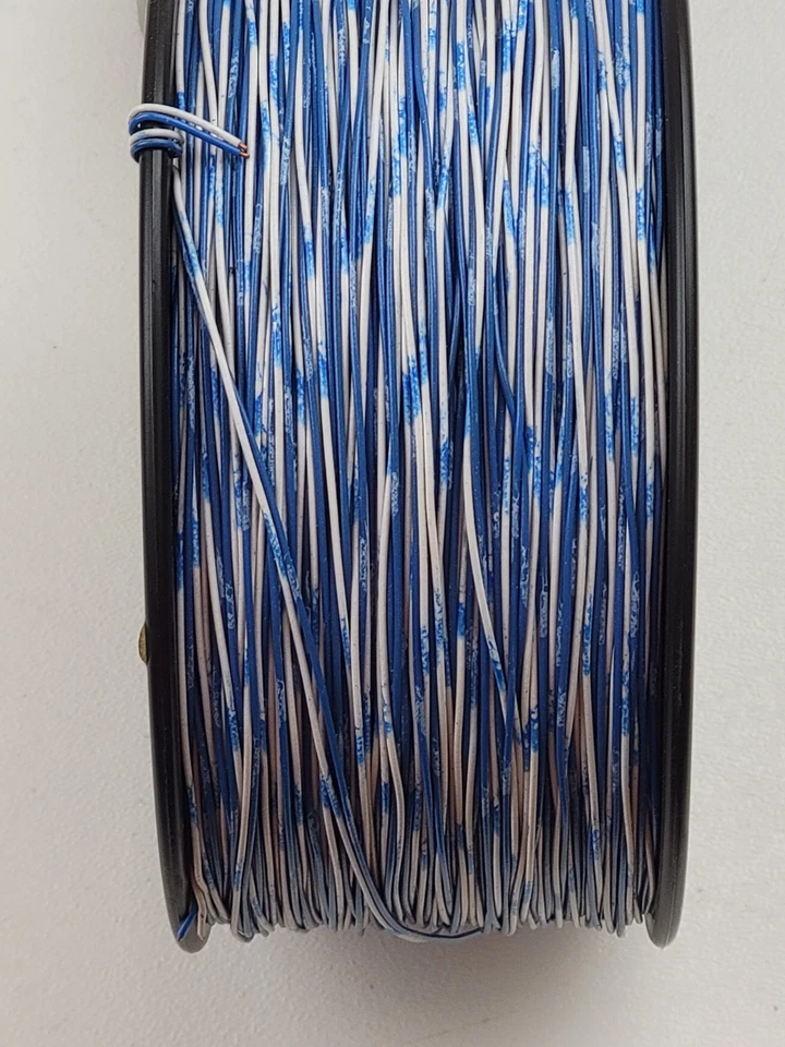 Cable General Cable de conexión cruzada, 24 AWG, 1 par, BL/W+W/BL, carrete de 1000 pies Foto 3 de 3