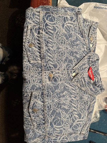 supreme jeansjacke L - Bild 1 von 5