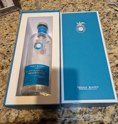 CASA DRAGONES CRYSTAL EMPTY  BOTTLE AND BOX  Made in Tequila Mexico