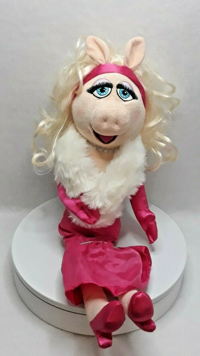 Miss Piggy  Disney Muppets