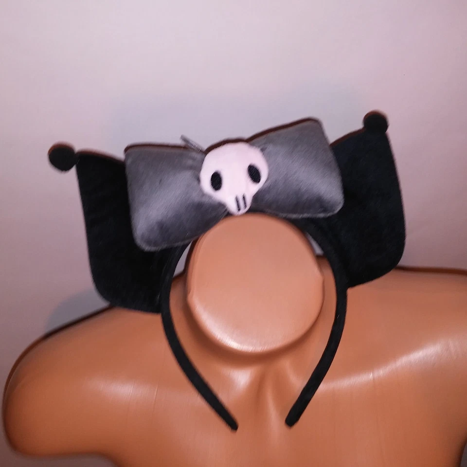 Disfraz Hello Kitty Kuromi Adulto Pequeño Mediano S/M Negro Diadema Corsé Falda Tu Foto 4 de 4