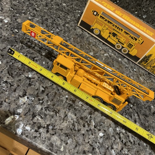 NZG Ingersoll-Rand T-4W Drillmaster 1:50 Scale Diecast Model No. 229 Damaged - Picture 14 of 21