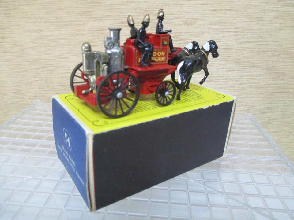 Modelos Matchbox de antaño: Nº Camión de bomberos Shand Mason Horse Draw Y-4 en embalaje original - Imagen 3 de 3